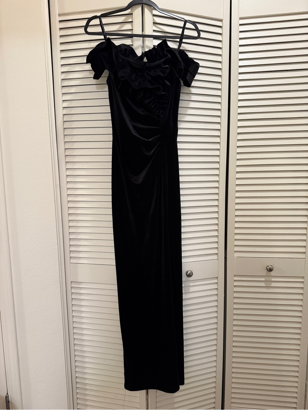 Xscape Black Velvet Ruffle Maxi Dress
